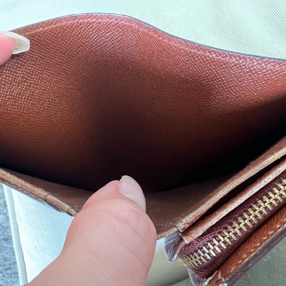 Louis Vuitton Wallet made in France - Picture 11 of 14